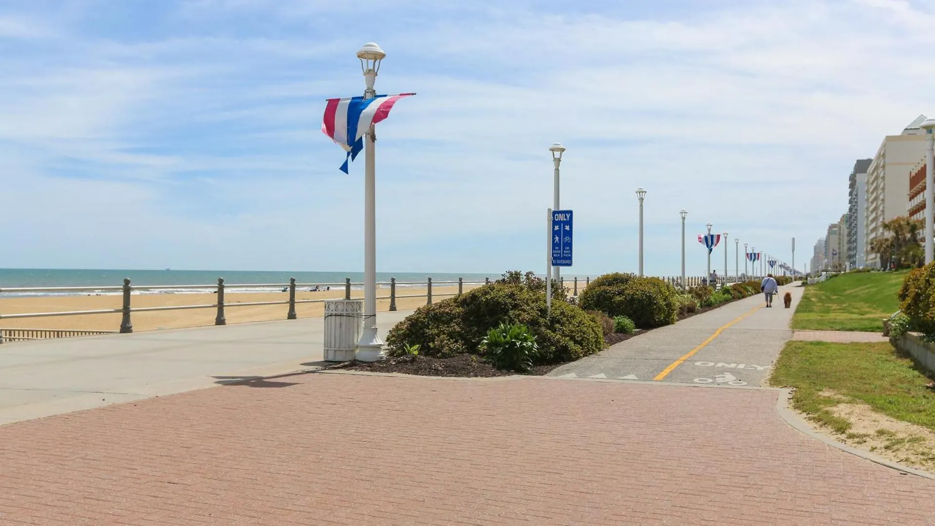 Exclusive Beach Access Va Beach Studio Condo! Virginia Beach