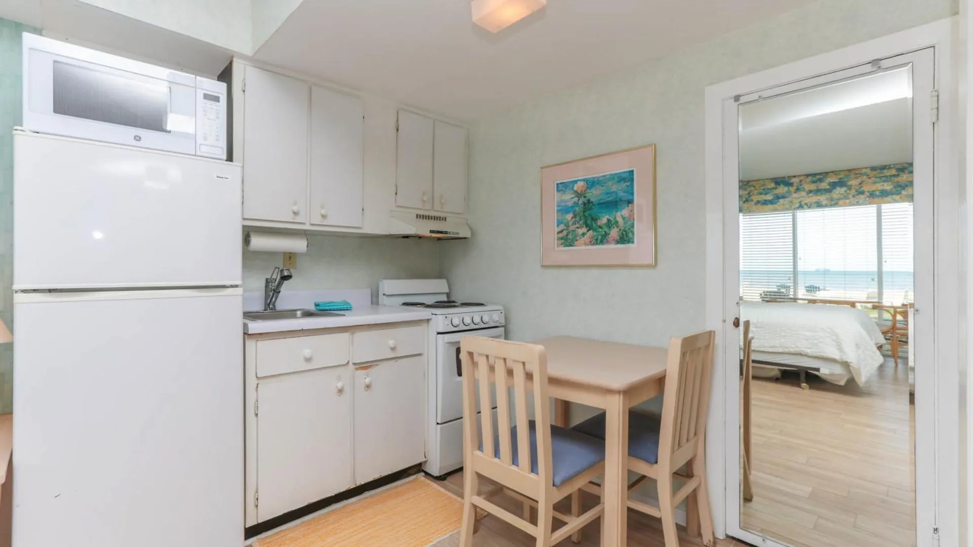 Exclusive Beach Access Va Beach Studio Condo! Virginia Beach United States